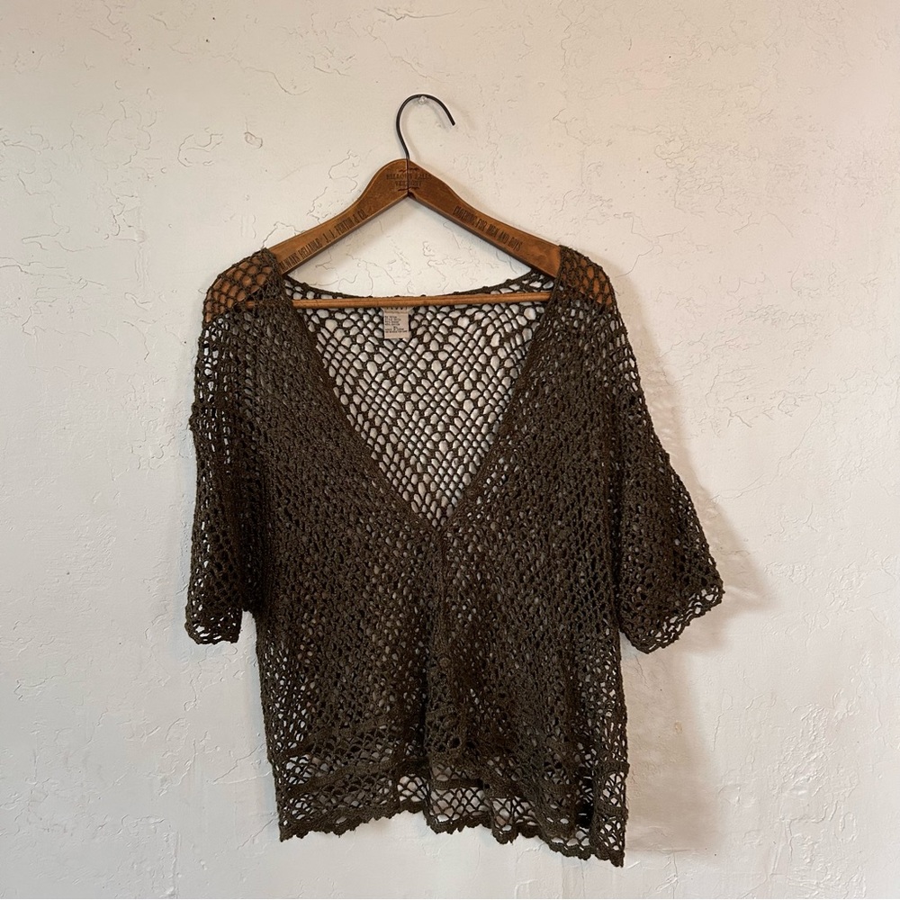 VTG crochet top